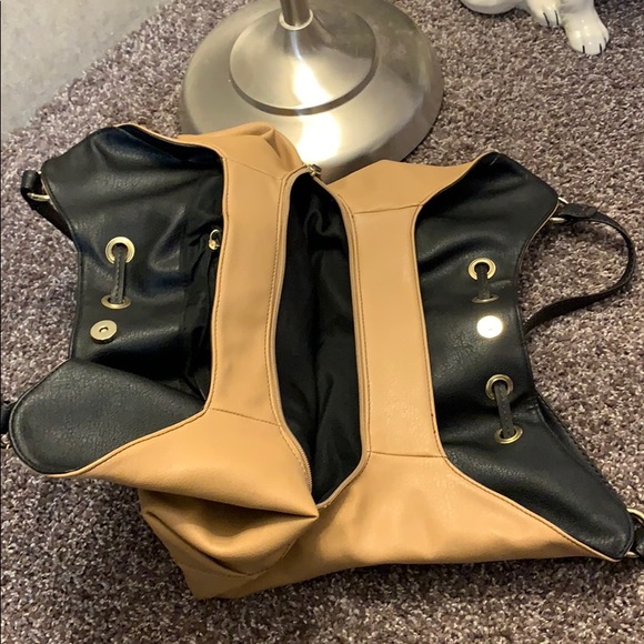 Liz Claiborne Purse - Picture 4 of 7